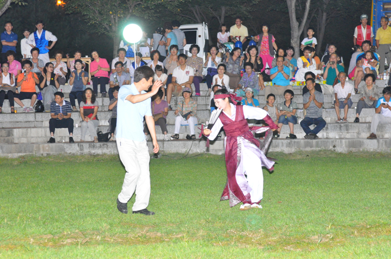 2011_bec6c7b3c1a4b1e2b9dfc7a5b0f8bfac_153.jpg
