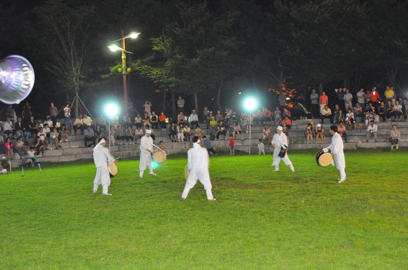 2011_bec6c7b3c1a4b1e2b9dfc7a5b0f8bfac_192.jpg