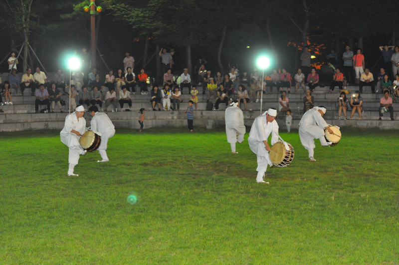 2011_bec6c7b3c1a4b1e2b9dfc7a5b0f8bfac_193.jpg