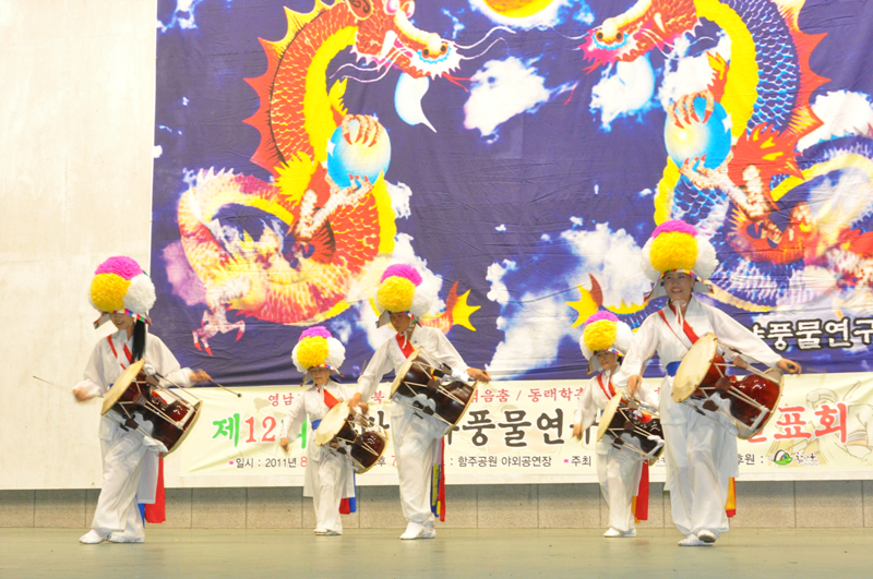 2011_bec6c7b3c1a4b1e2b9dfc7a5b0f8bfac_241.jpg