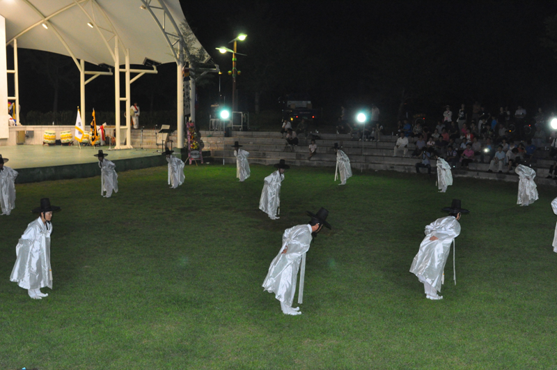 2011_bec6c7b3c1a4b1e2b9dfc7a5b0f8bfac_280.jpg