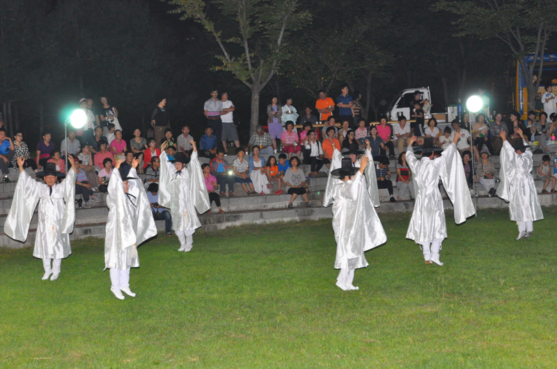2011_bec6c7b3c1a4b1e2b9dfc7a5b0f8bfac_314.jpg