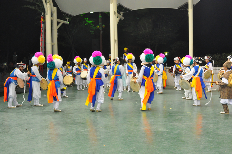 2011_bec6c7b3c1a4b1e2b9dfc7a5b0f8bfac_365.jpg