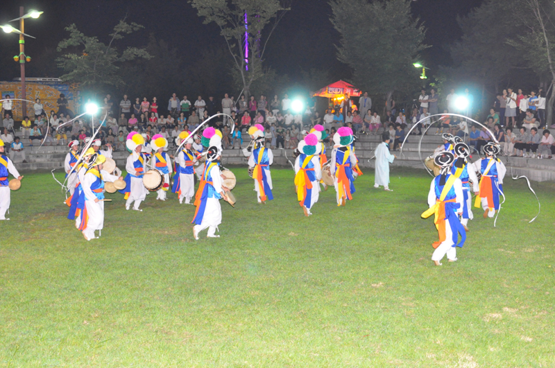 2011_bec6c7b3c1a4b1e2b9dfc7a5b0f8bfac_416.jpg