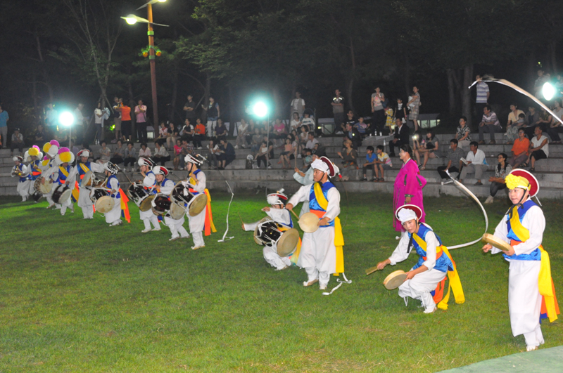 2011_bec6c7b3c1a4b1e2b9dfc7a5b0f8bfac_460.jpg