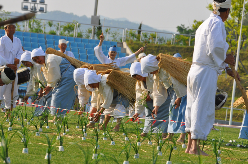 2011b5b5b9cebcd3b0e6bfacb4ebc8b8b0c5c3a2_311.jpg