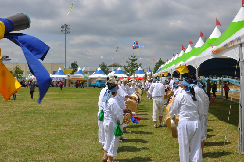 2012bec6c7b3bec6b6f3c1a6b0f8bfac_284.jpg