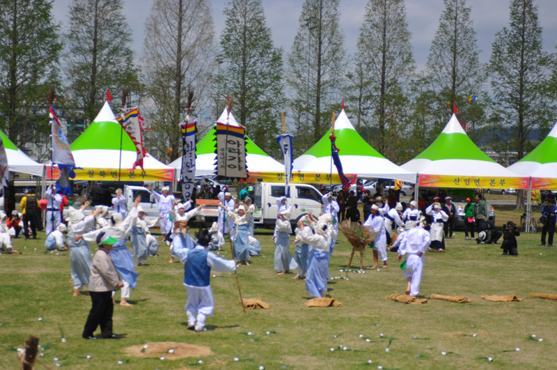 2012bec6c7b3bec6b6f3c1a6b0f8bfac_347.jpg