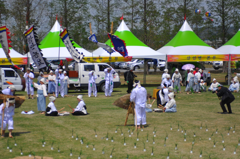 2012bec6c7b3bec6b6f3c1a6b0f8bfac_370.jpg