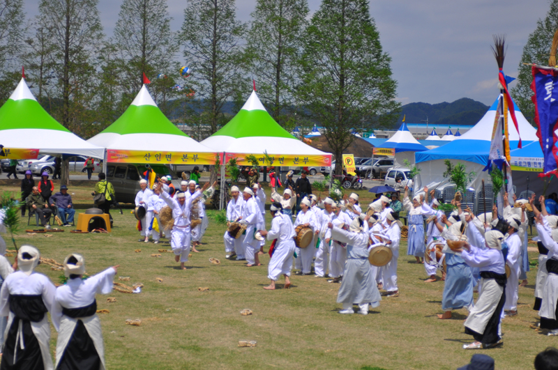 2012bec6c7b3bec6b6f3c1a6b0f8bfac_415.jpg
