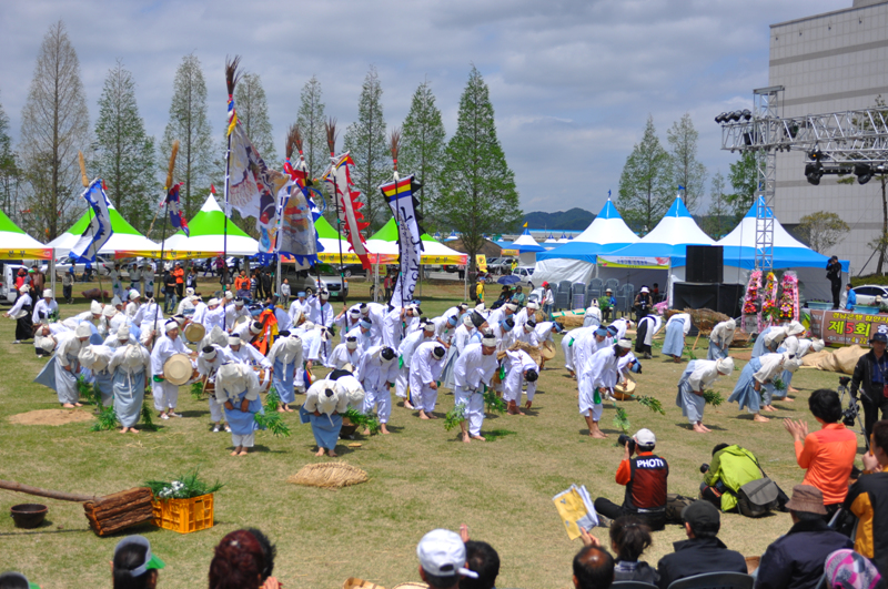 2012bec6c7b3bec6b6f3c1a6b0f8bfac_477.jpg