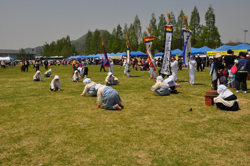 c7d4bec8b3f3bfe420110505_170.jpg