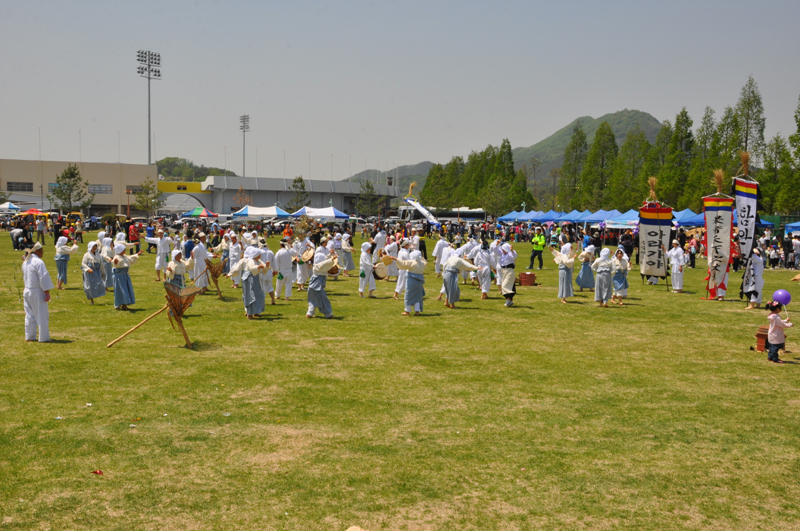 c7d4bec8b3f3bfe420110505_176.jpg