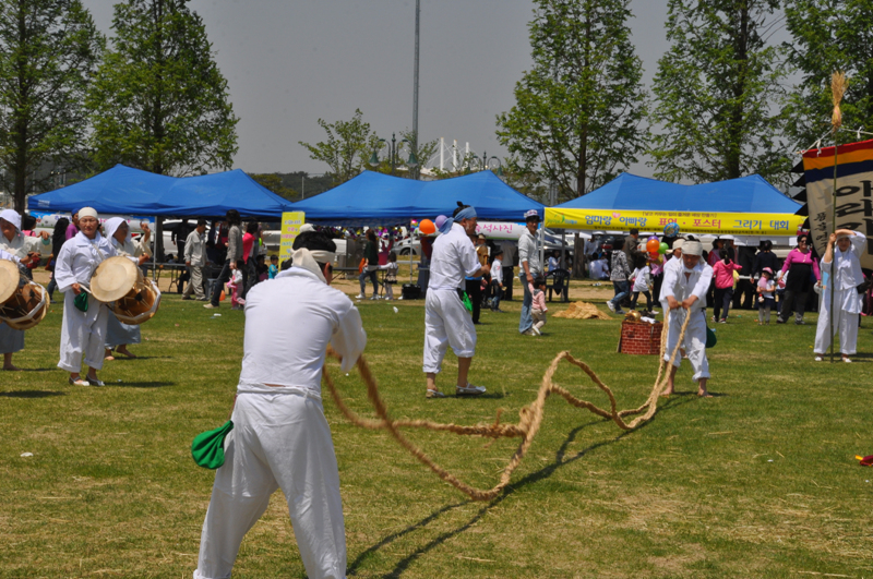 c7d4bec8b3f3bfe420110505_210.jpg