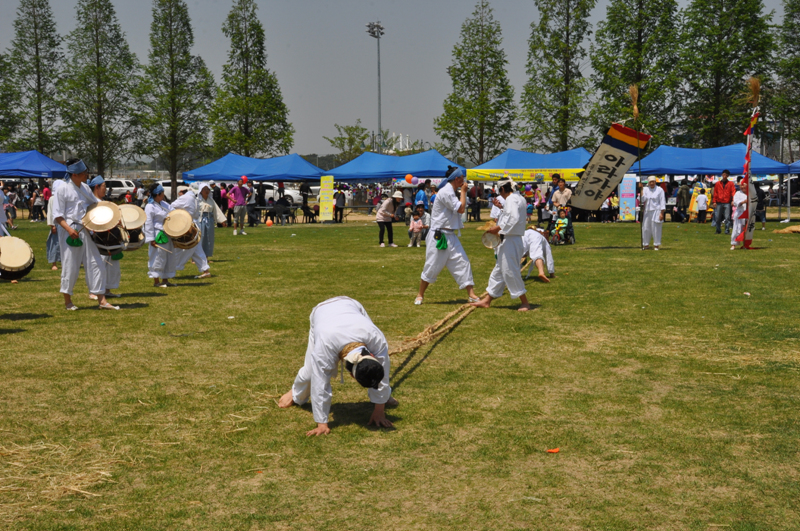 c7d4bec8b3f3bfe420110505_213.jpg