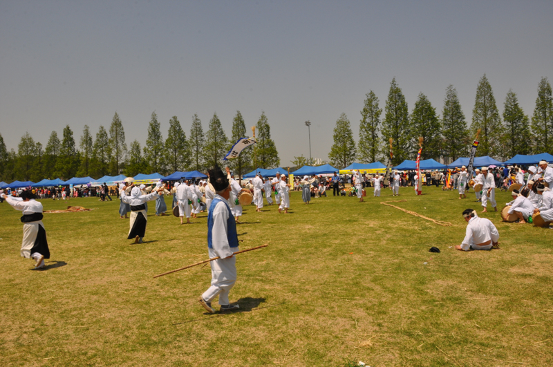 c7d4bec8b3f3bfe420110505_238.jpg