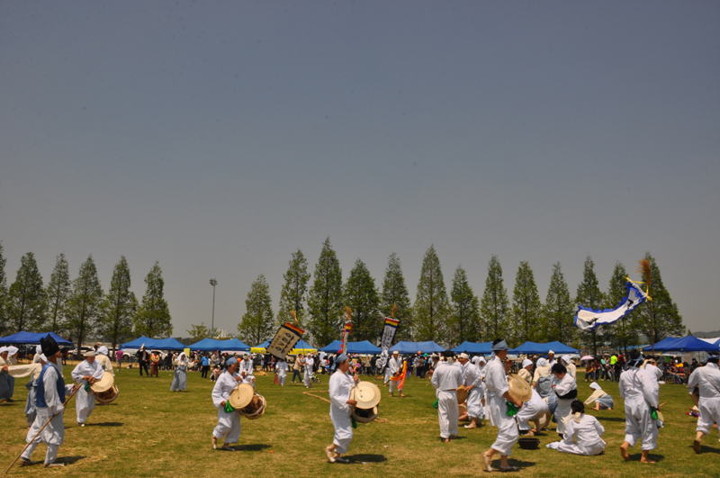 c7d4bec8b3f3bfe420110505_241.jpg