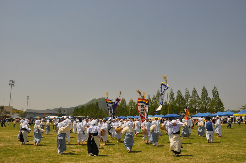 c7d4bec8b3f3bfe420110505_257.jpg