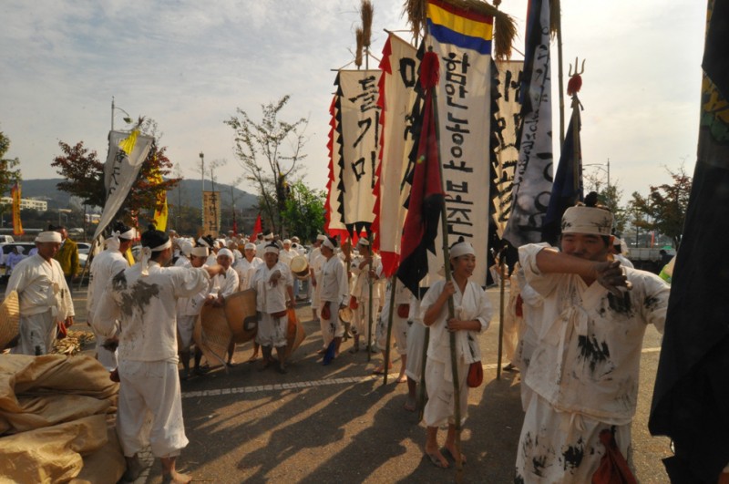 2012c7d1b1b9b9cebcd3bfb9bcfac3e0c1a6_220.jpg