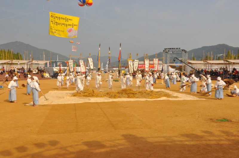 2012c7d1b1b9b9cebcd3bfb9bcfac3e0c1a6_245.jpg