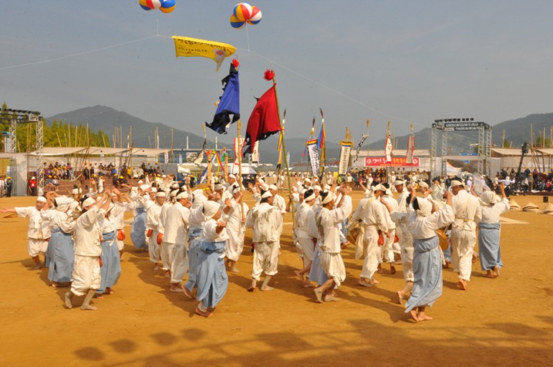 2012c7d1b1b9b9cebcd3bfb9bcfac3e0c1a6_282.jpg
