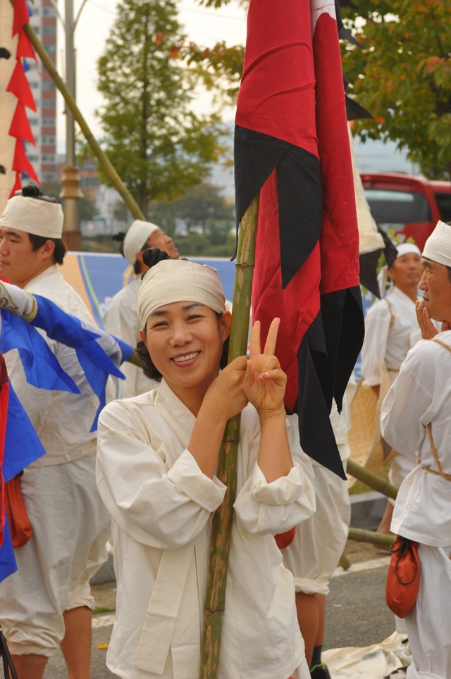 2012c7d1b1b9b9cebcd3bfb9bcfac3e0c1a6_031.jpg