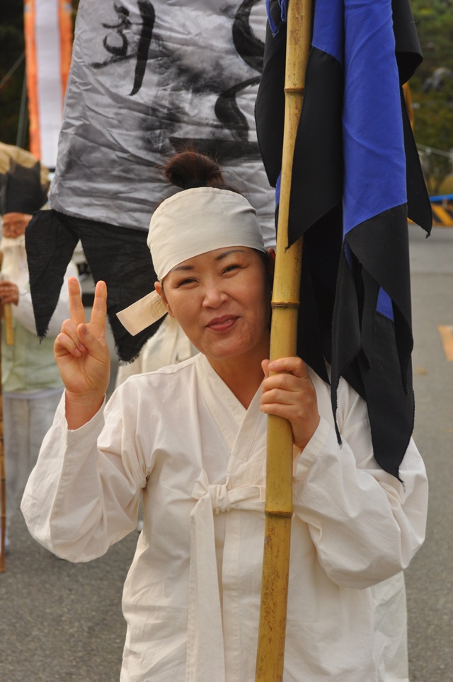 2012c7d1b1b9b9cebcd3bfb9bcfac3e0c1a6_032.jpg