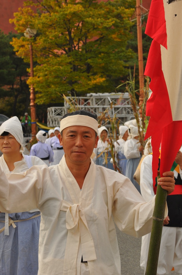 2012c7d1b1b9b9cebcd3bfb9bcfac3e0c1a6_035.jpg