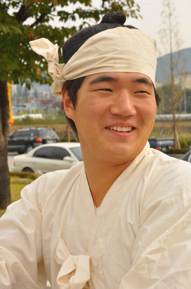 2012c7d1b1b9b9cebcd3bfb9bcfac3e0c1a6_105.jpg