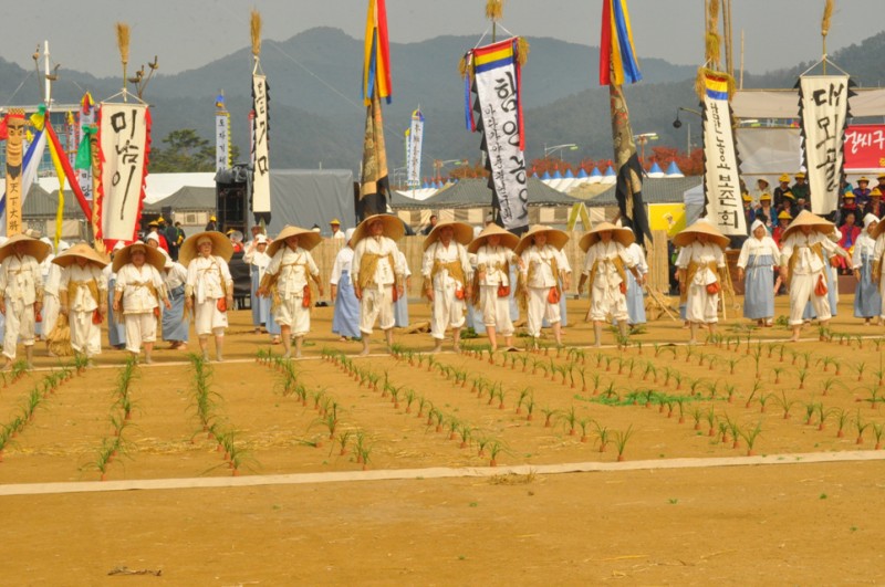 2012c7d1b1b9b9cebcd3bfb9bcfac3e0c1a6_402.jpg