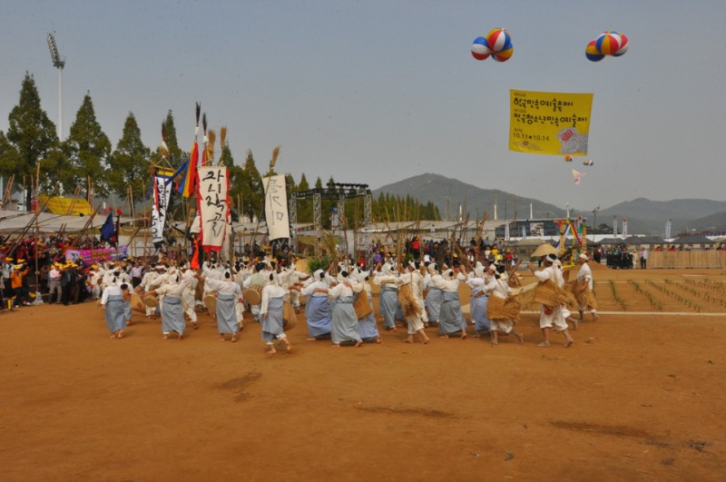 2012c7d1b1b9b9cebcd3bfb9bcfac3e0c1a6_464.jpg