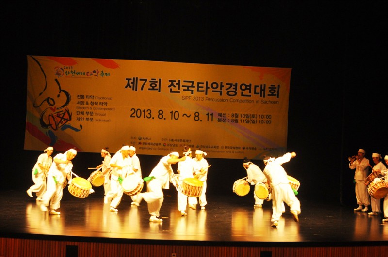 2013bbe7c3b5c5b8bec7b0e6bfacb4ebc8b82.jpg